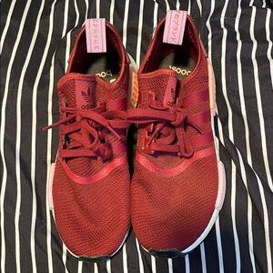 adidas nmd Low-Top Sneakers in Burgundy with Pink Details